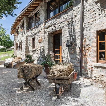Agriturismo Cascina Mirandola Como Bagian luar foto
