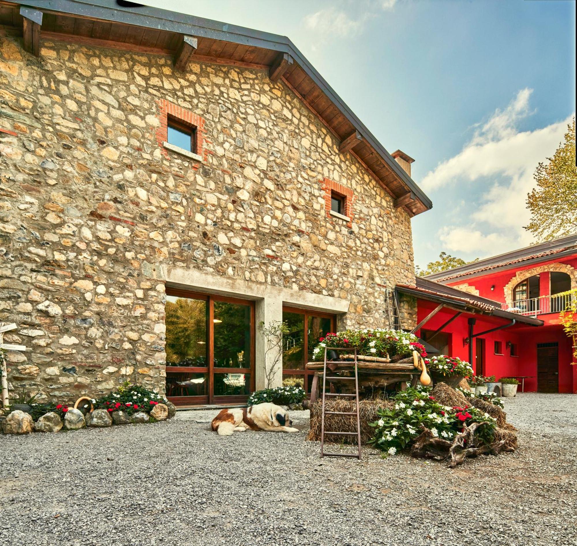 Agriturismo Cascina Mirandola Como Bagian luar foto